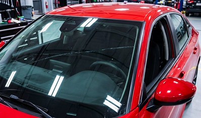 Auto glass repair-Collision repair Beaverton Precision body & paint
