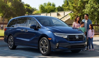 Blue Honda mini van-Eugene certified collision repair Precision Body & Paint Blue Honda mini van-Eugene certified collision repair Precision Body & Paint